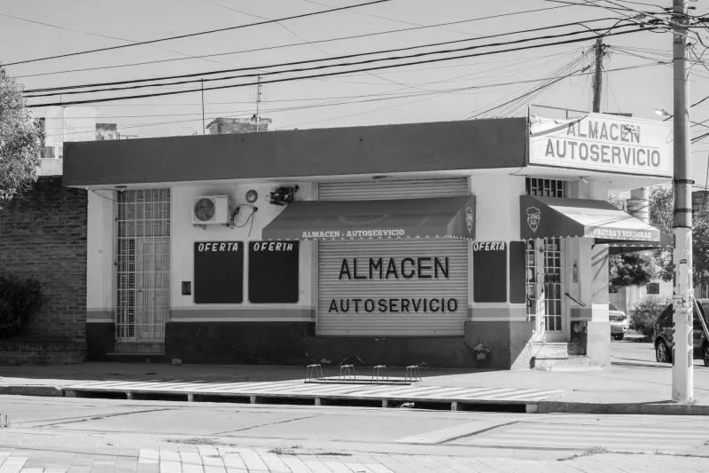 The Neighborhood Food Circuit: When Americans Shopped at Seven Stores Just to Fill One Basket
